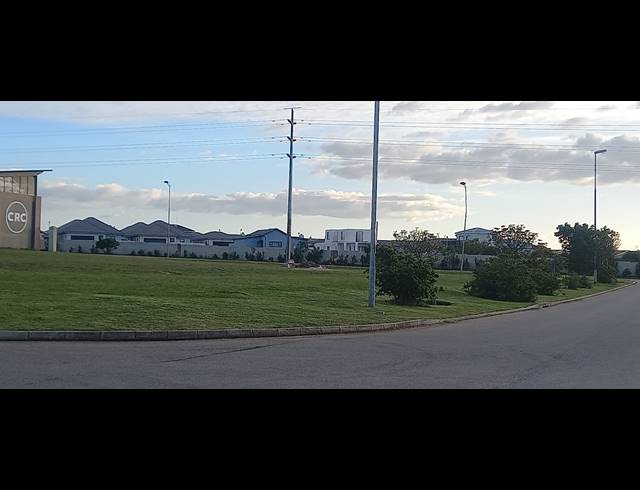 2,980M² VACANT LAND FOR SALE IN FOUNTAINS ESTATE BUSINESS PARK